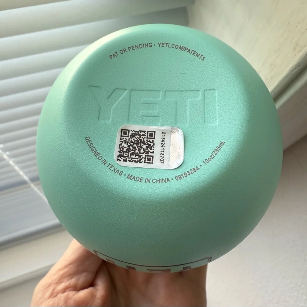 YETI Rambler 10 oz Wine Tumbler Vacuum Insulated Stainless Steel Seafoam - Picture 4 of 6